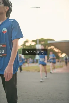 Runner Photo 4244107