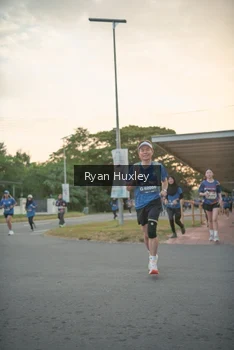 Runner Photo 4244119