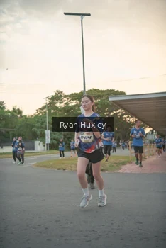 Runner Photo 4244123