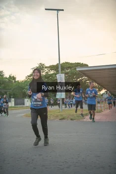 Runner Photo 4244125
