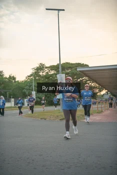 Runner Photo 4244154