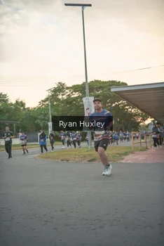 Runner Photo 4244161