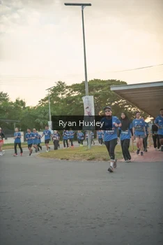 Runner Photo 4244174