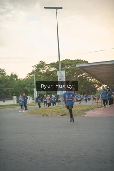 Runner Photo 4244183