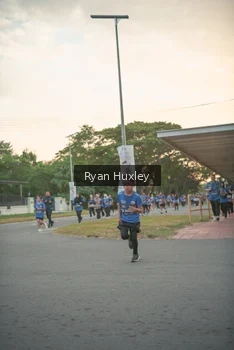 Runner Photo 4244185