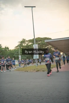 Runner Photo 4244204