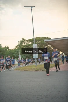 Runner Photo 4244206