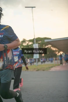 Runner Photo 4244214
