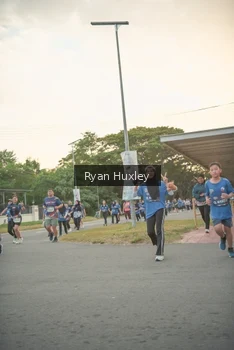 Runner Photo 4244217