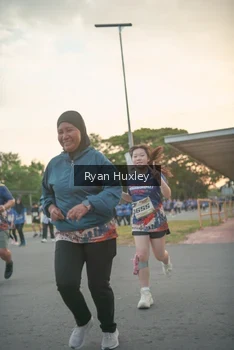 Runner Photo 4244218