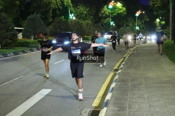 Runner Photo 4244228