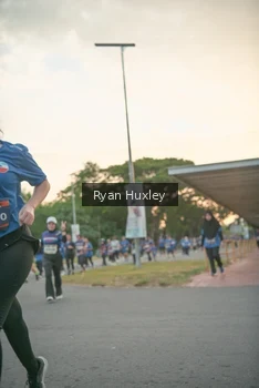 Runner Photo 4244240