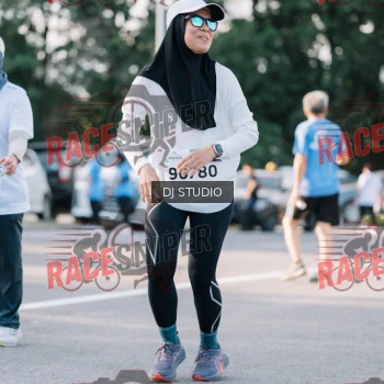 Runner Photo 424425