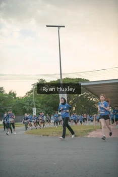 Runner Photo 4244252