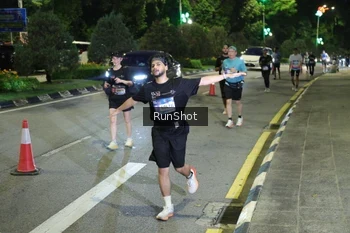 Runner Photo 4244257