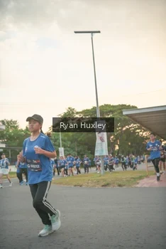 Runner Photo 4244265