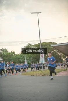 Runner Photo 4244272
