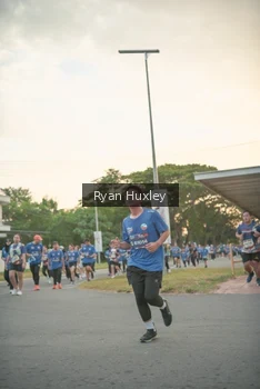Runner Photo 4244275