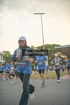 Runner Photo 4244276