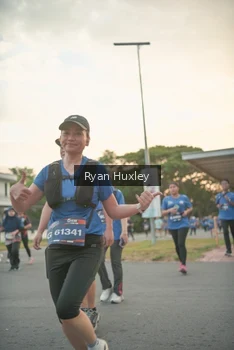 Runner Photo 4244298