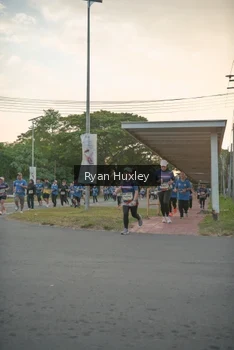 Runner Photo 4244320