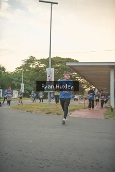 Runner Photo 4244335