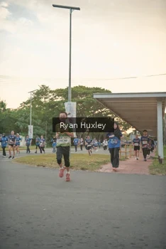 Runner Photo 4244336