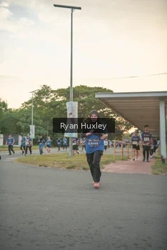 Runner Photo 4244337
