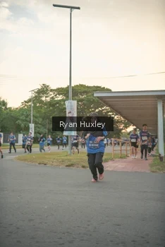 Runner Photo 4244338