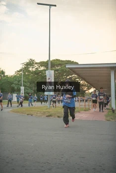 Runner Photo 4244339