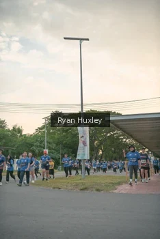 Runner Photo 4244356