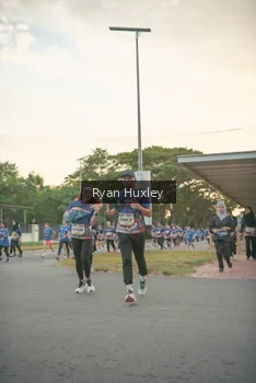 Runner Photo 4244371