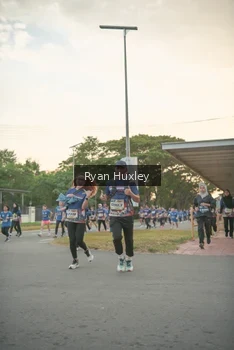 Runner Photo 4244382