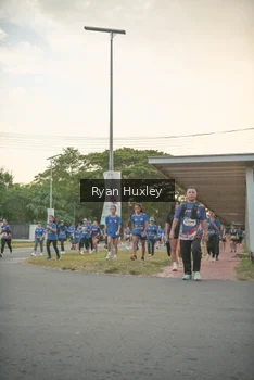Runner Photo 4244395