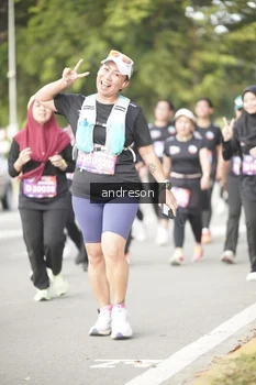 Runner Photo 4244423