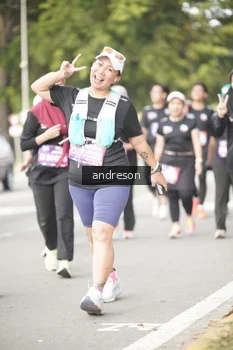 Runner Photo 4244443