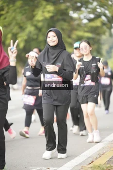 Runner Photo 4244466