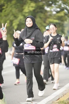 Runner Photo 4244489