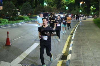 Runner Photo 4244537