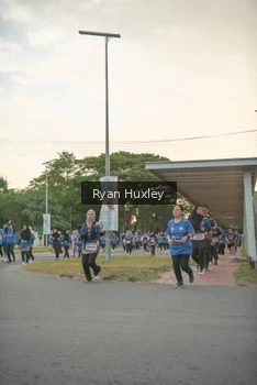Runner Photo 4244541