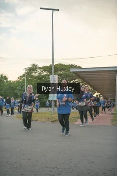 Runner Photo 4244544