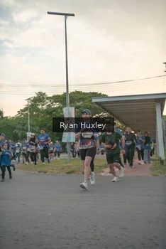 Runner Photo 4244557
