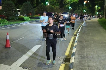 Runner Photo 4244576