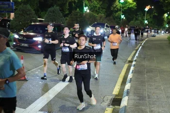 Runner Photo 4244584