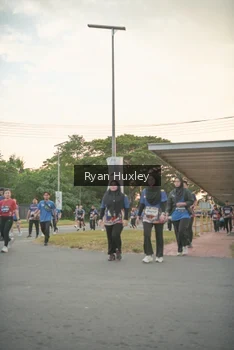 Runner Photo 4244590