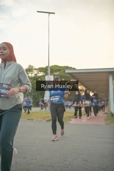 Runner Photo 4244600