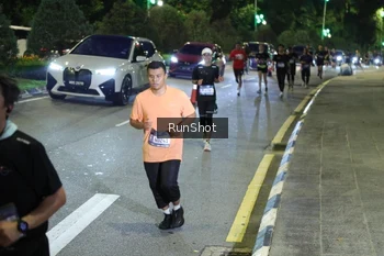 Runner Photo 4244605