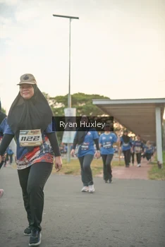 Runner Photo 4244618