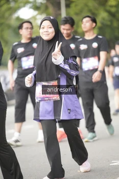 Runner Photo 4244625