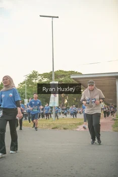 Runner Photo 4244633